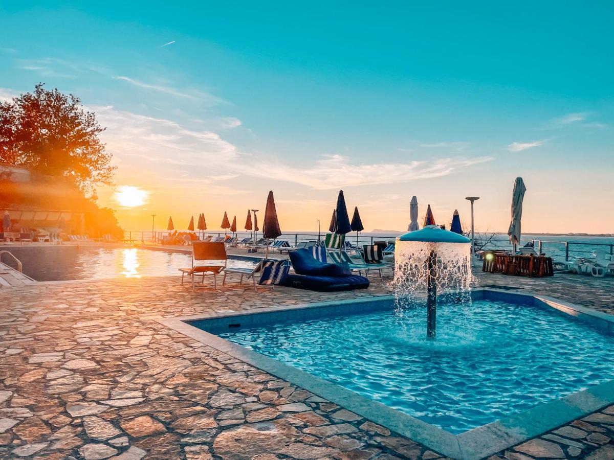 Aqua Holiday Apartments Vlorë Extérieur photo