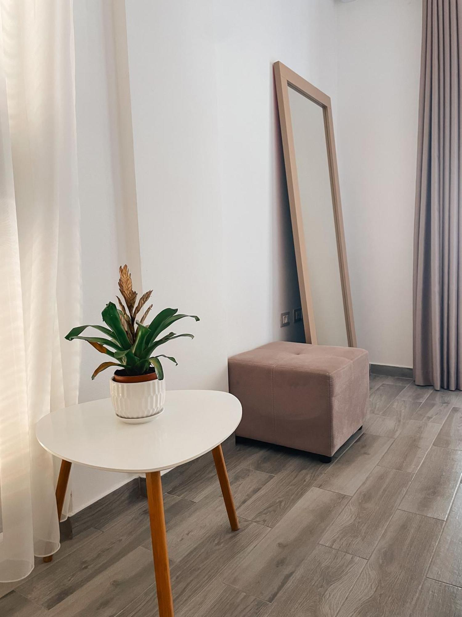 Aqua Holiday Apartments Vlorë Extérieur photo