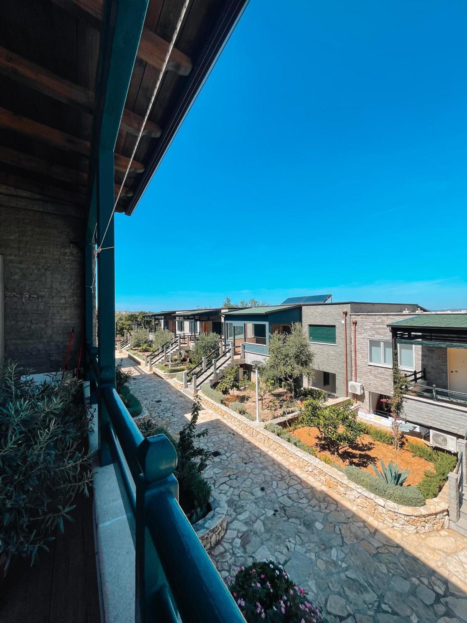Aqua Holiday Apartments Vlorë Extérieur photo